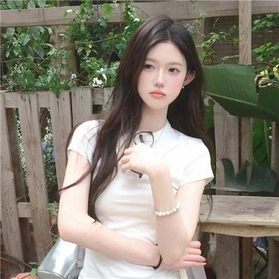 黑色树海